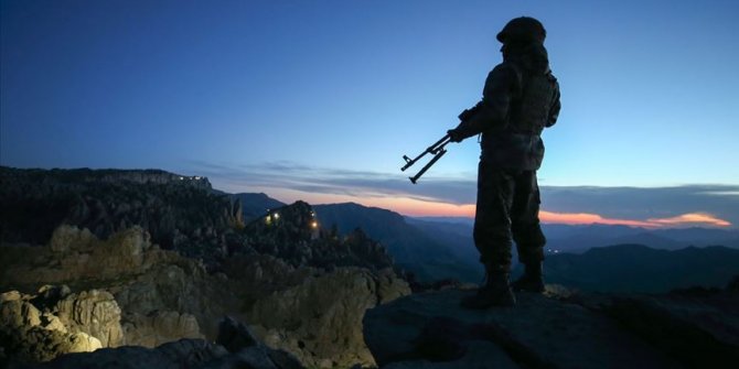 Terör örgütü YPG/PKK'da çözülmeler devam ediyor