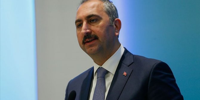 Adalet Bakanı Abdulhamit Gül'den flaş nafaka açıklaması