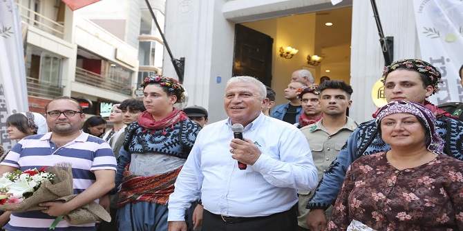 “Anadolu Tiyatro Ödülleri”nde Efeler Belediyesi ödül aldı.