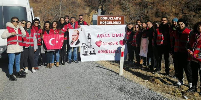 Aşkla İzmir Gençlik Gönüllüleri Kiraz'da vatandaşları dinledi!