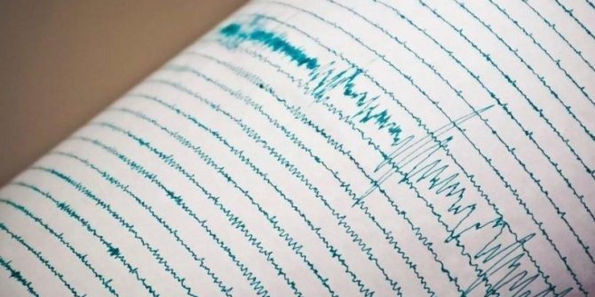Komşuda deprem! Türkiye'den de hissedildi