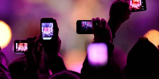 Instagram sticker özelliğindeki büyük gizem!