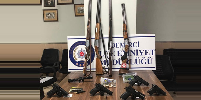 Silah ve mühimmat kaçakçılığı operasyonunda 13 gözaltı