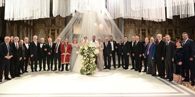 Alabay ailesinin mutlu günü