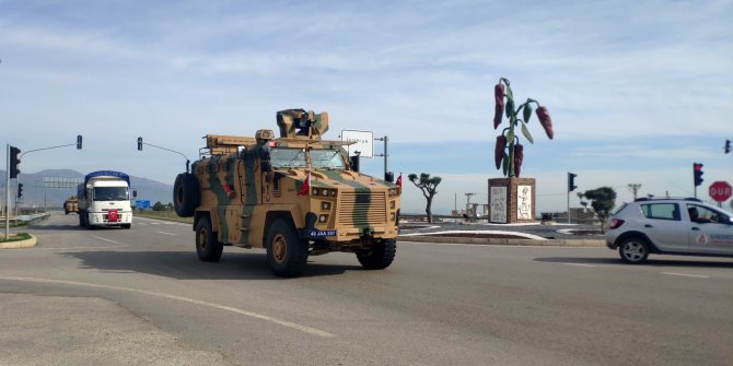 İdlib’e zırhlı personel taşıyıcı ve mühimmat sevkiyatı yapılıyor!