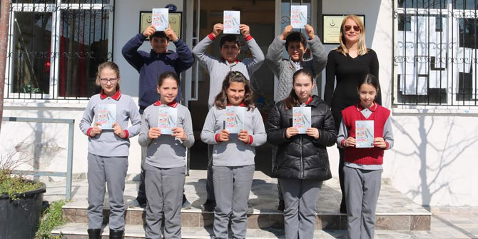 “Harften Öte Kadın”  şiir kitabı çıktı!