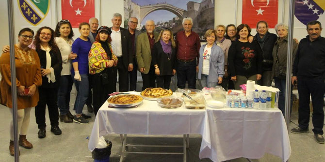 Boşnak böreğine Kadın Festivali'nde büyük ilgi!