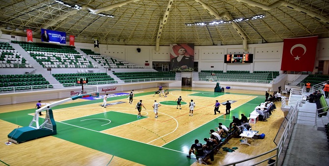 Bornova Belediyespor’dan sessiz galibiyet