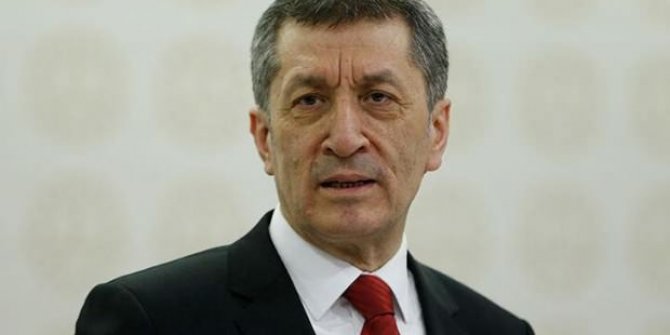 Bakan Selçuk'tan uzaktan eğitim açıklaması "Simülasyonlar ile anlatacağız"