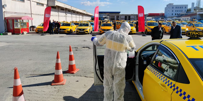 Havalimanı taksileri de dezenfekte edildi!