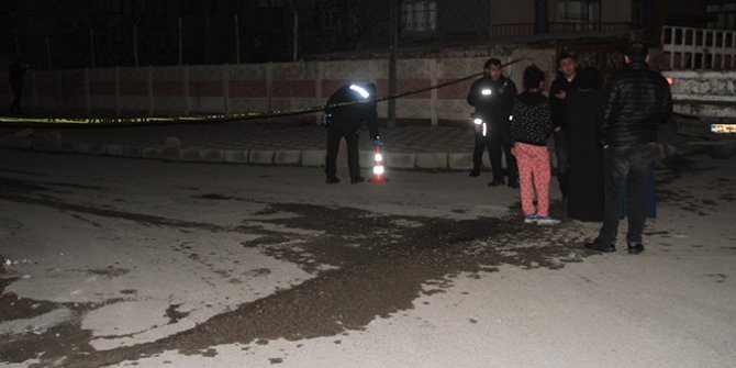 Silahlı kavgada 2 yaralı!