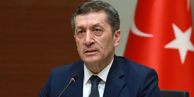 Bakan Ziya Selçuk'tan flaş açıklamalar! 'ertelenme söz konusu değil'