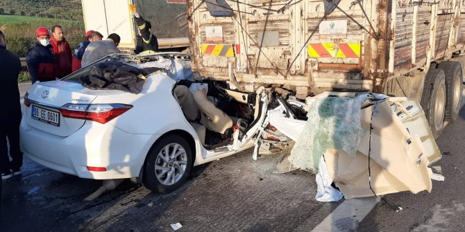 Korkunç kazasda 3 ölü, 2 yaralı!