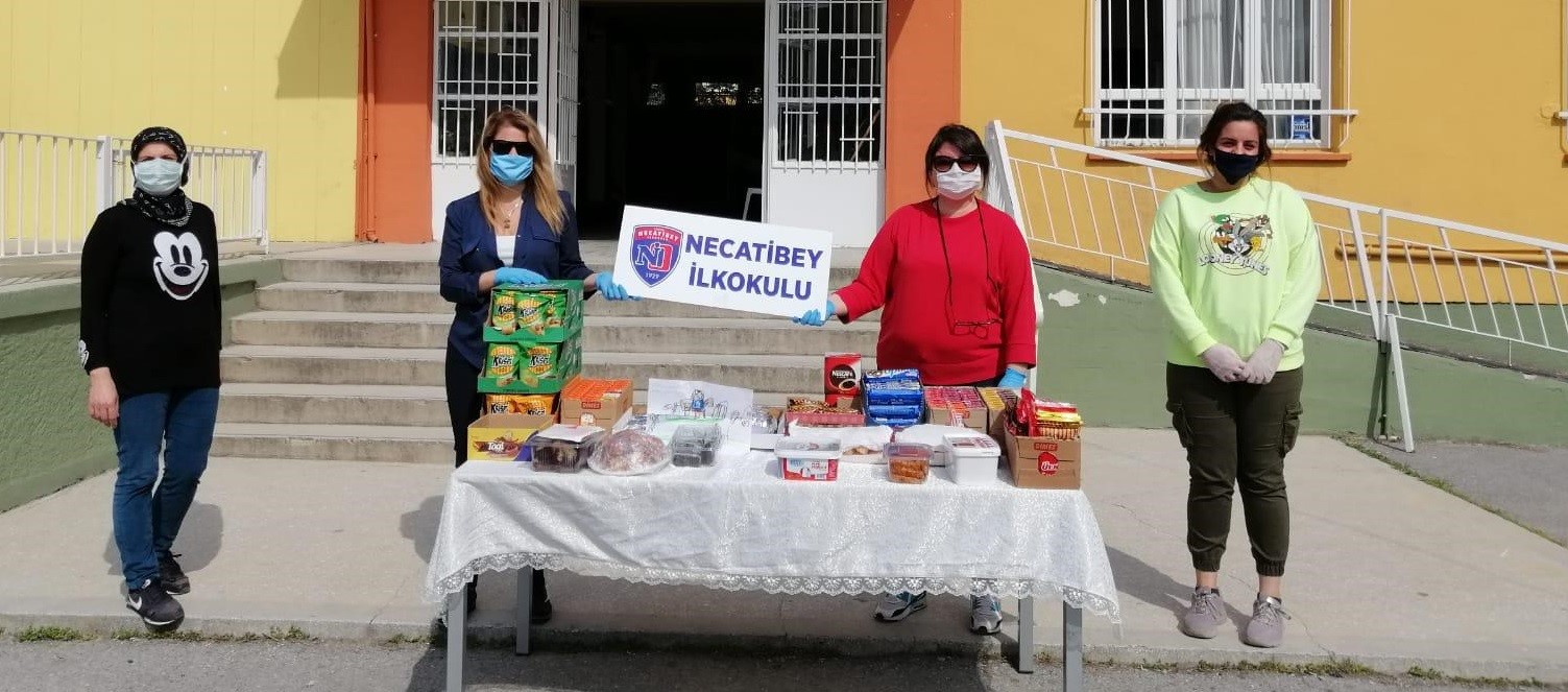 Okuldan Sağlık Çalışanlarına Destek!