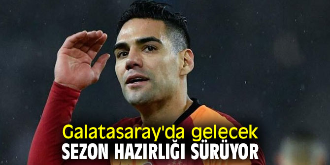 Galatasaray'da gelecek sezon hazırlığı sürüyor