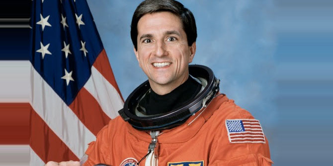 Emekli astronottan 23 Nisan mesajı!