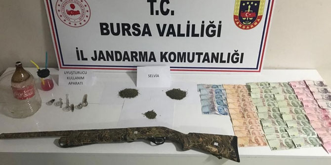 Uyuşturucu operasyonunda 3 gözaltı