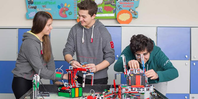 Bahçeşehir Koleji evde sınava çözüm buldu!