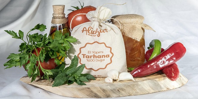 ALİAĞALI KADINLAR HEM ÜRETİYOR HEM KAZANIYOR