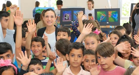 HERKES ÇOCUKLARIN ŞEN KAHKAHALARINI DUYMAK İSTİYOR 