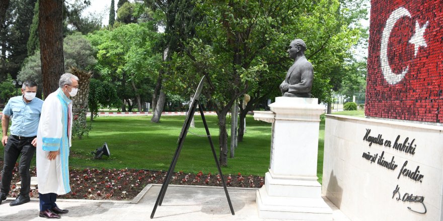 Ege Üniversitesi, 65. Yılını Törenle Kutladı