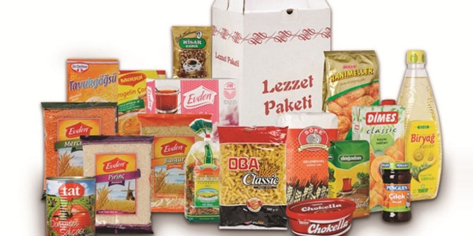 İzmir Rotaract Kulübü’nden ramazan paketi