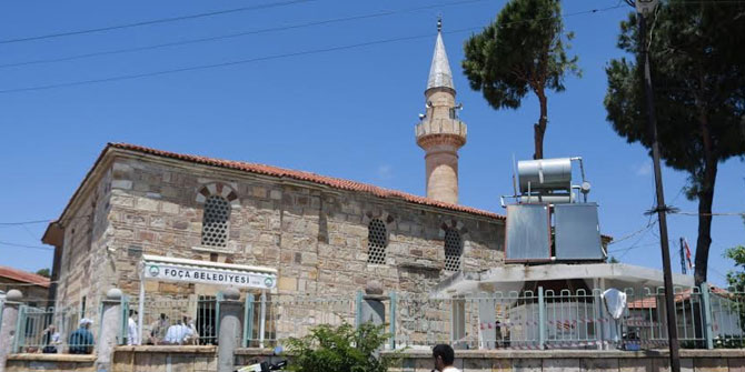 565 yıllık Foça Fatih Camii ibadete açıldı!