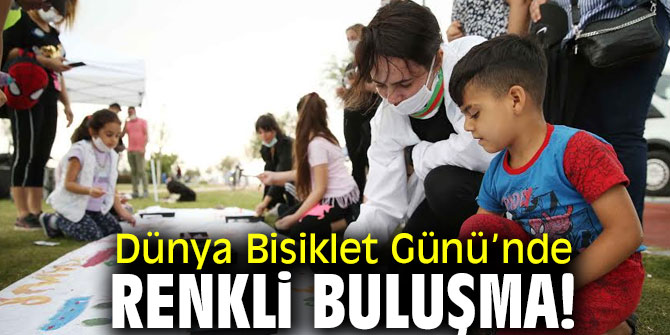 Çocuklar bisiklet sevgisi resmi!