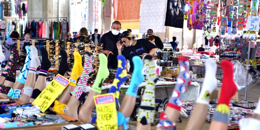 Bornovalı kadınların Sosyete Pazarı sevinci 