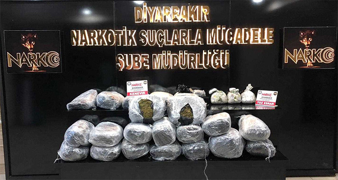 1 ton 133 kilo esrar ele geçirildi