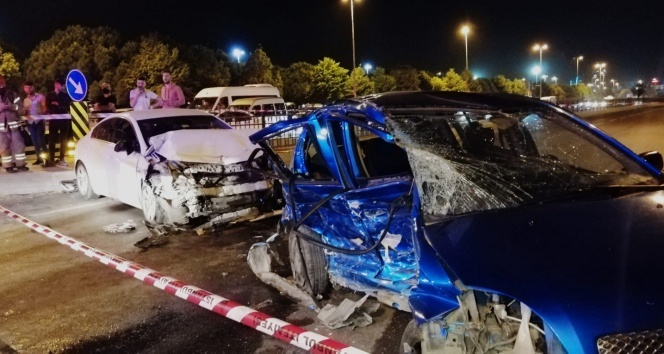 Feci kazada 3'ü ağır 4 yaralı!