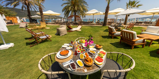 “MOYO BEACH SEZONU AÇTI”