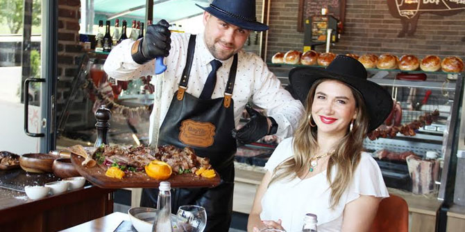 Dorsa, eti showla seviyor!