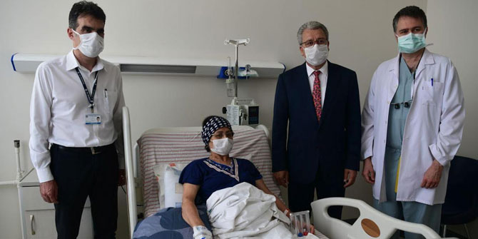 Ege Üniversitesi'nde Normalleşme Sürecinde İlk Karaciğer Nakli Yapıldı