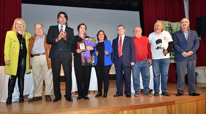 GÜLDAL MUMCU FOÇA’DA ANLATTI