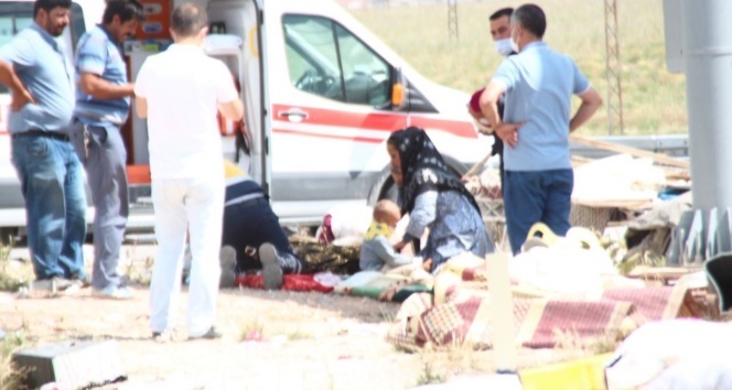 Minibüs ile tır çarpıştı: 6 ölü çok sayıda yaralı