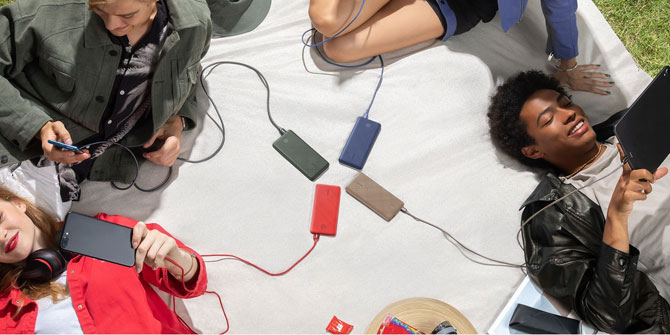 Anker PowerCore III Sense'de hepsi bir arada!