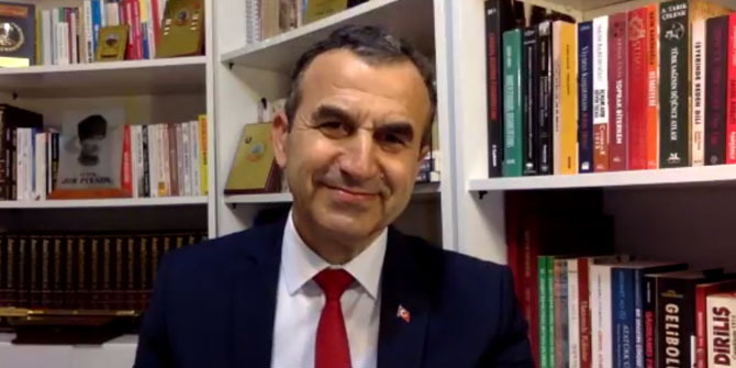 'Ateş Çemberinde Türk Dış Politikası’ paneli düzenledi!