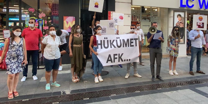 Karşıyakalı Gençlerden Sansür Tepkisi!