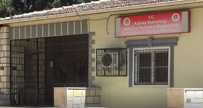 Yol verme kavgası kanlı bitti! 1 ölü