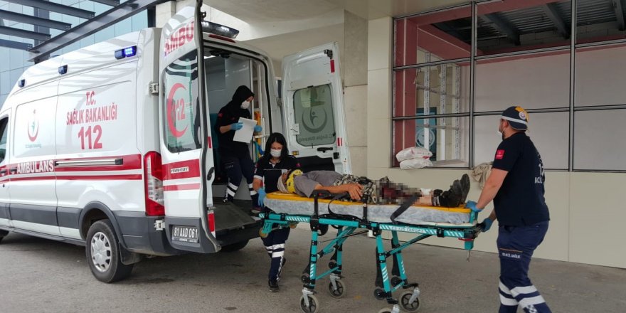 Tarım işçilerini taşıyan traktör devrildi!