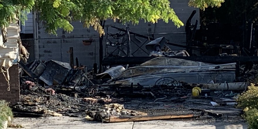 Uçak evin üzerine düştü! Biri bebek 3 ölü, 4 yaralı