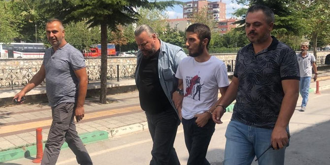 Annesini elli yerinden bıçaklayıp öldürdü, ifadesi şok etti!