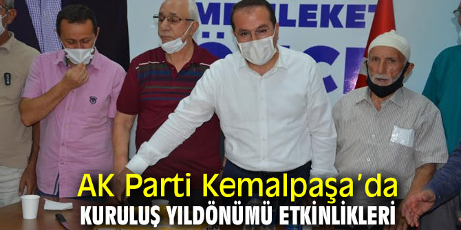 19’uncu kuruluş yıldönümü pastasını kurucular kesti