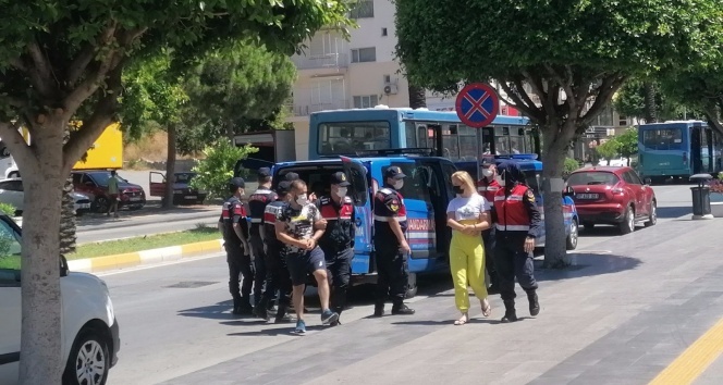 1 milyon liralık uyuşturucu ele geçirildi: 8 tutuklama