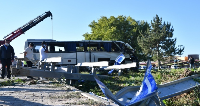 Feci kazada 2 ölü 12 yaralı!
