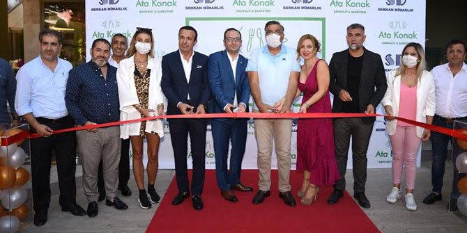 Ataşehir’in kapılarını Özge Ulusoy açtı