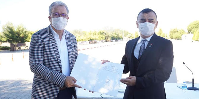 Rektör Budak'tan Çeşme'ye gastronomi sürprizi