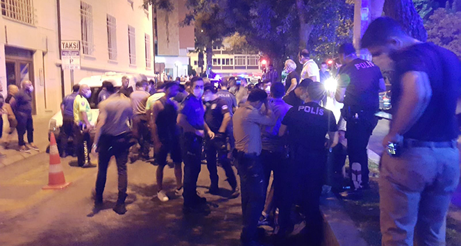 Laf atma kavgası kanlı bitti