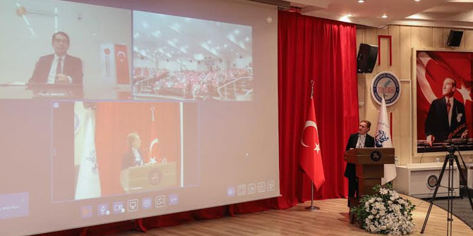 Dokuz Eylül Üniversitesi'ne övgü!